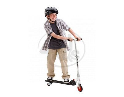 Razor Siege Caster Scooter V1 čierna