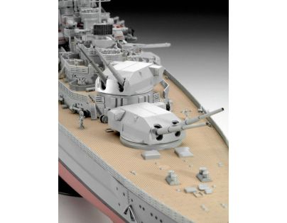 Revell Plastic ModelKit loď Battleship Bismarck 1: 350