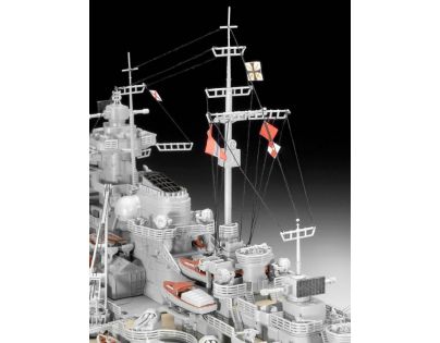 Revell Plastic ModelKit loď Battleship Bismarck 1: 350