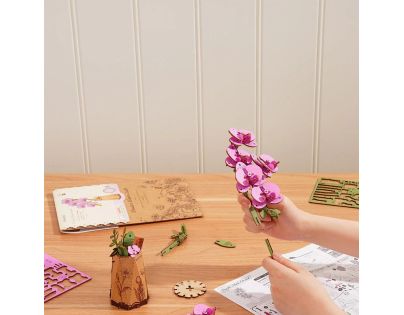 RoboTime 3D drevená skladačka Fialová orchidea