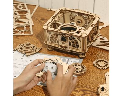 RoboTime 3D drevené mechanické puzzle Gramofón elektrický pohon