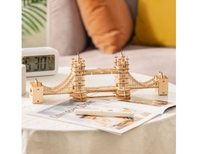 RoboTime drevené 3D puzzle most Tower Bridge svietiaci