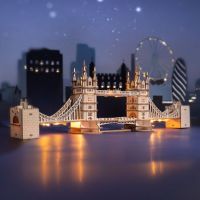 RoboTime drevené 3D puzzle most Tower Bridge svietiaci 4