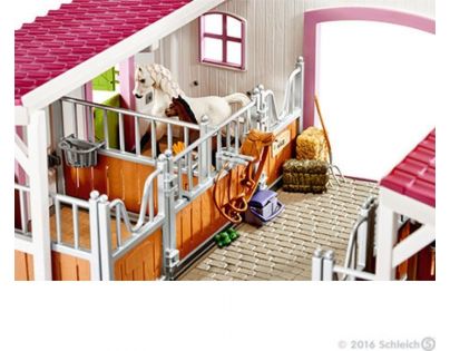 Schleich 42344 Stajňa s koňmi a príslušenstvom v pastelových farbách - Poškodený obal