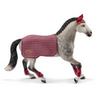Schleich 42456 Turnajová kobyla trakénskeho koňa