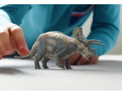 Schleich Prehistorické zvieratko - Triceratops
