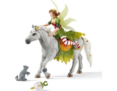 Schleich Víla Marween ve slavnostním oděvu na koni