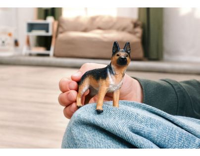 Schleich Zvieratko - sučka nemeckého ovčiaka