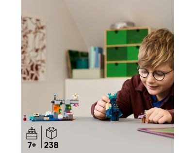 LEGO® Minecraft® 21274 Stretnutie so Strážcom