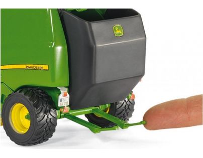 SIKU Farmer John Deere balíkovačka 1:32