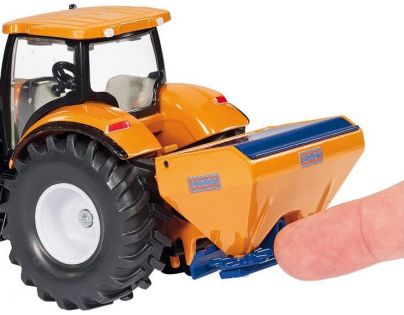 Siku Super Traktor s prednou radlicou a sypačom soli 1:50