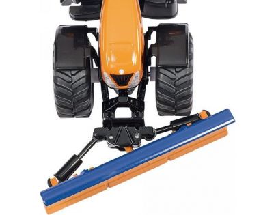 Siku Super Traktor s prednou radlicou a sypačom soli 1:50