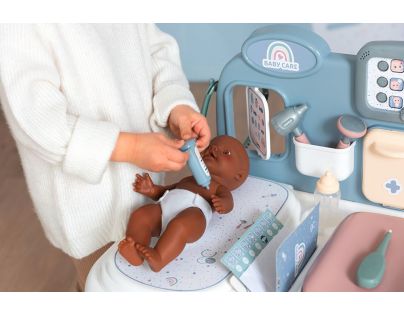 Smoby Baby Care Center Vyšetrovací stôl s príslušenstvom