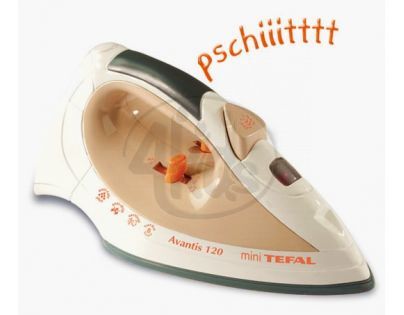 Smoby 024571 - Dětská žehlička mini Tefal (na baterie)
