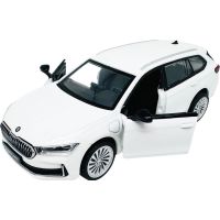 Sparkys 1:35 Škoda Superb IV Combi biela 3