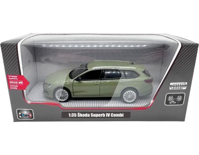 Sparkys 1:35 Škoda Superb IV Combi zelená