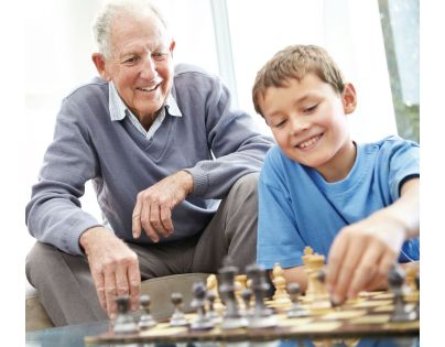 Sparkys Šachy spoločenská hra