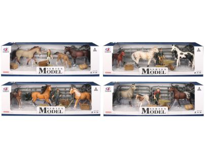 Sparkys Zvieratká z farmy - Set koní s žriebätkom a krmivom 4 druhy