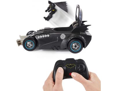 Spin Master Batman RC batmobile s figúrkou a katapultom