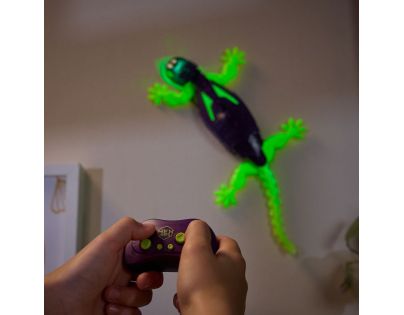 Spin Master HEX Bots RC fosforeskující Gekon lezúci po stenách