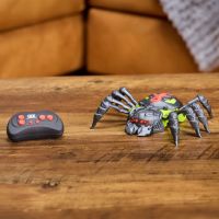 Spin Master HEX Bots RC tarantula lezúca po stenách 5