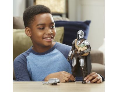 Hasbro Star Wars Mandalorian a Grogu figúrka 30 cm