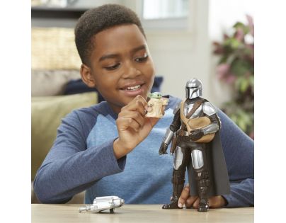 Hasbro Star Wars Mandalorian a Grogu figúrka 30 cm