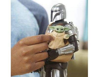 Hasbro Star Wars Mandalorian a Grogu figúrka 30 cm