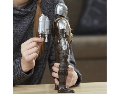 Hasbro Star Wars Mandalorian a Grogu figúrka 30 cm