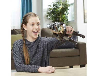 Hasbro Star Wars Mandalorian a Grogu figúrka 30 cm