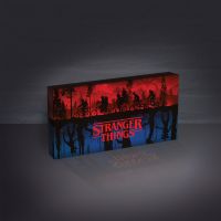 Stranger Things svietiaci obraz - WSQK
