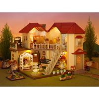 Sylvanian Families Dárkový set Městský patrový dům se světly, nábytkem a postavičkami 6