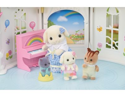 Sylvanian Families Slnečná zámocká škôlka