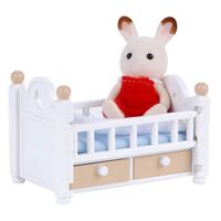 Sylvanian families Nábytek chocolate králíků - baby králík v postýlce Sylvanian families Nábytek chocolate králíků - baby králík v postýlce