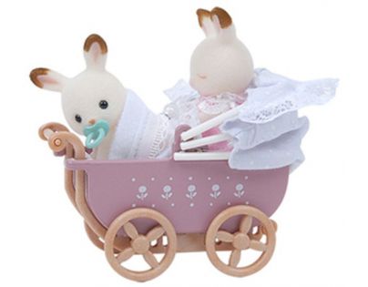 Sylvanian families Nábytek chocolate králíků - dvojče v kočárku