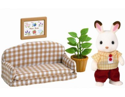 Sylvanian Families Nábytek chocolate králíků taťka na pohovce