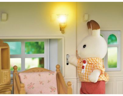 Sylvanian Families Poschodový dom s červenou strechou