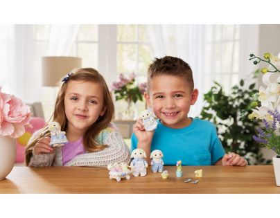 Sylvanian Families Rodina Flora králiky s trojčatami