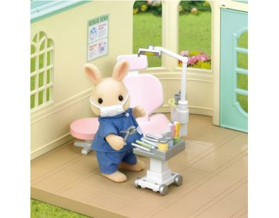 Sylvanian Families U zubára vrátane príslušenstva a figúrky králička