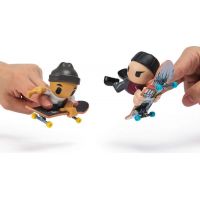 Tech Deck Sk8 Crew fingerboard s figúrkou Dvojbalenie černá čepice a černá kšiltovka 4