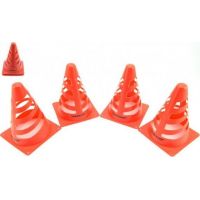 Kužele 4 ks v sieťke 3