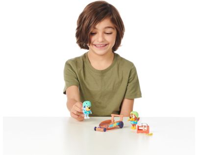 TM Toys Herná sada Bluey na cestách autíčko + figúrky