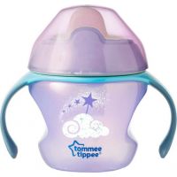 Tommee Tippee Explora Netekoucí hrnek First Cup 150ml 4m+ světle fialová Tommee Tippee Explora Netekoucí hrnek First Cup 150ml 4m+ světle fialová