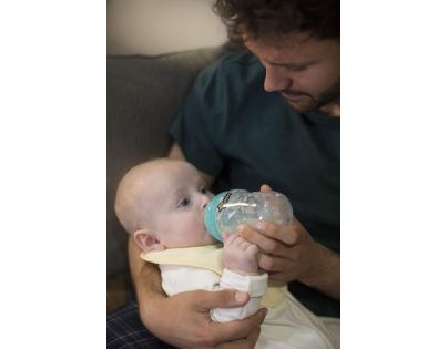 Tommee Tippee Dojčenská fľaša C2N Anti-Colic 260 ml 0 m+ 2ks