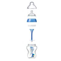 Tommee Tippee Dojčenská fľaša C2N Anti-Colic Boy 260ml 0m + 2