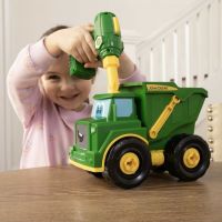 Tomy John Deere Kids Postav si svoj sklápač 2