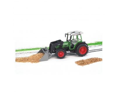 BRUDER 2101 Traktor Fendt Farmer 209S s lyžicou