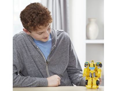Hasbro Transformers  Cyberverse Ultra Bumblebee
