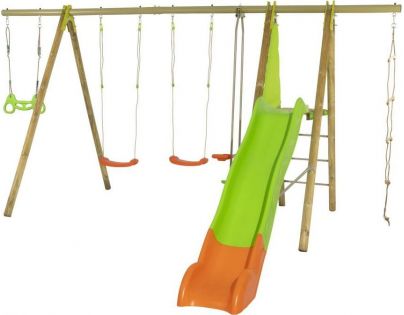 Trigano Hracie centrum J-Makuta