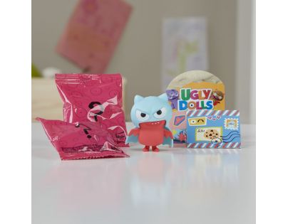 Uglydolls Sběratelská figurka Super Lucky Bat